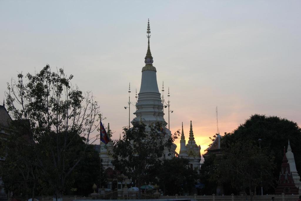 The Mou Hotel Phnompenh Exteriér fotografie